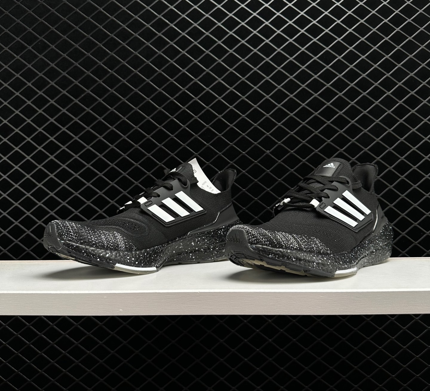 Adidas UltraBoost 22 'Black White Speckled' - Top Performance and Style Adidas UltraBoost 22 'Black White Speckled' - Top Performance and Style
