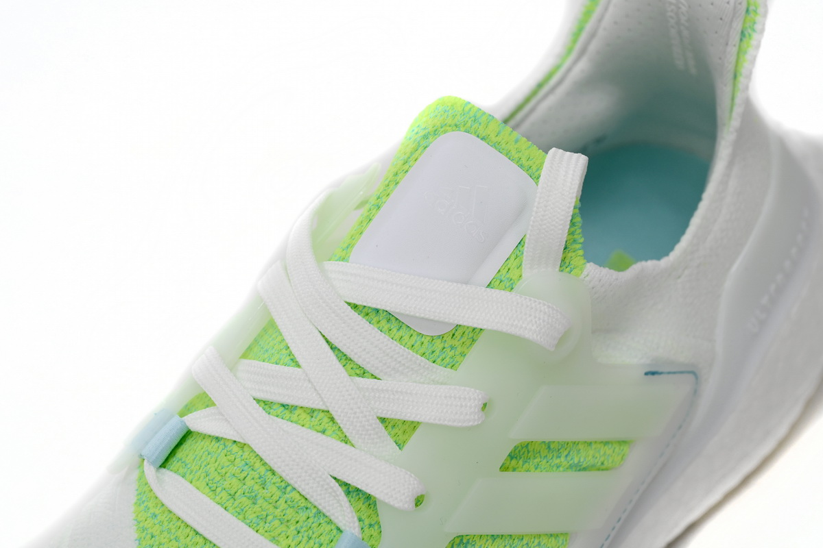 Adidas Ultra Boost 22 White Green GX5926 - Lightweight and Responsive Footwear Adidas Ultra Boost 22 White Green GX5926 - Lightweight and Responsive Footwear