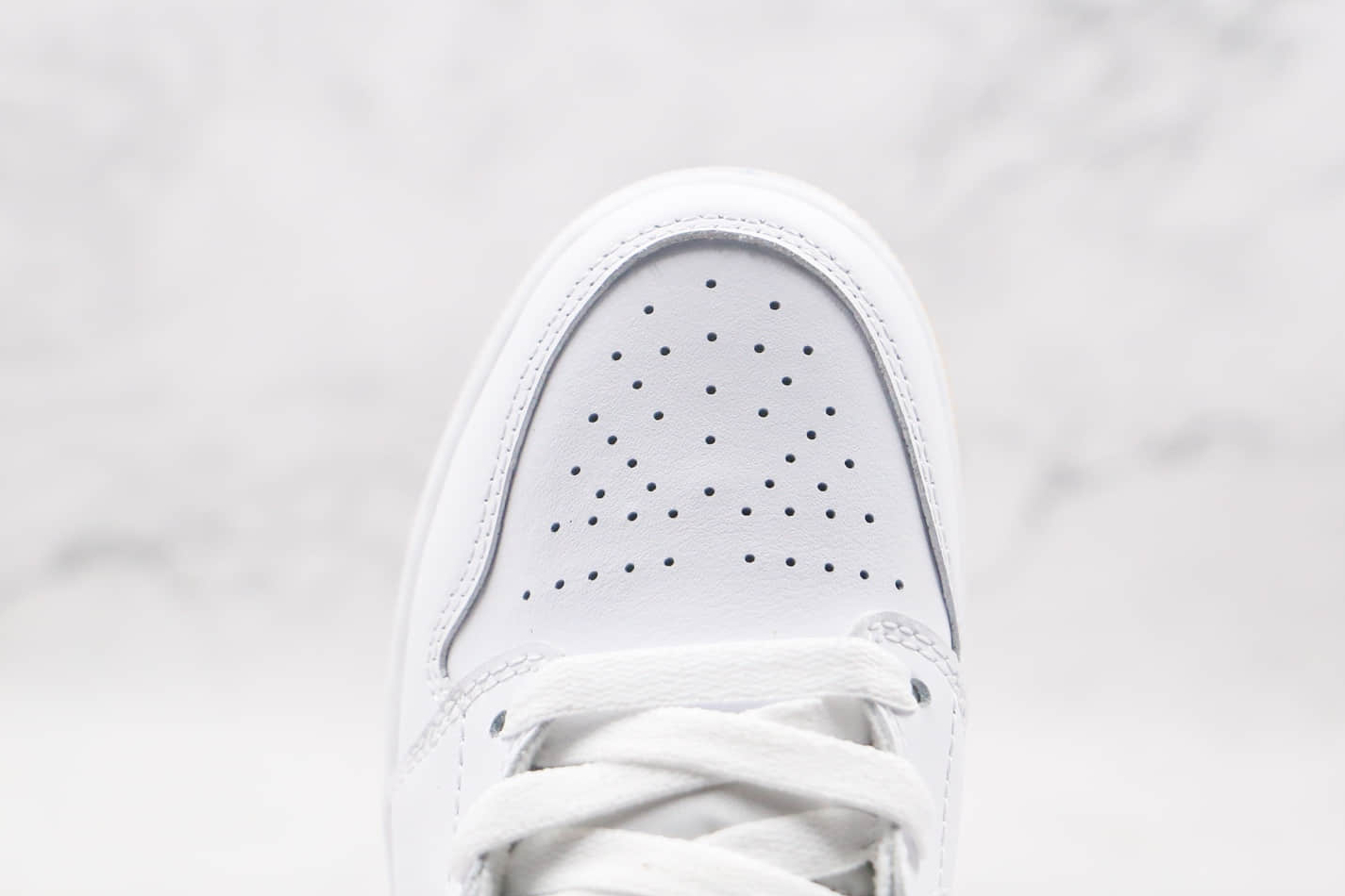 Air Jordan 1 Mid SE 'Ice Cream' DD1666-100: A Sweet Twist on Classic Style Air Jordan 1 Mid SE 'Ice Cream' DD1666-100: A Sweet Twist on Classic Style