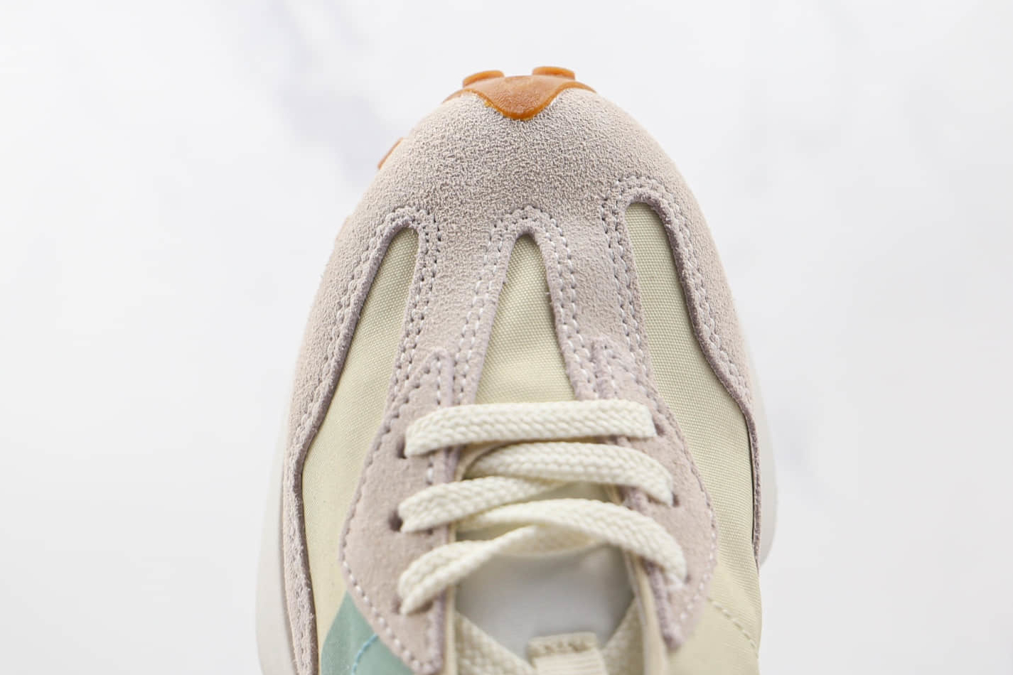 New Balance 327 Moonbeam Storm Blue: Stylish and Versatile Sneakers New Balance 327 Moonbeam Storm Blue: Stylish and Versatile Sneakers