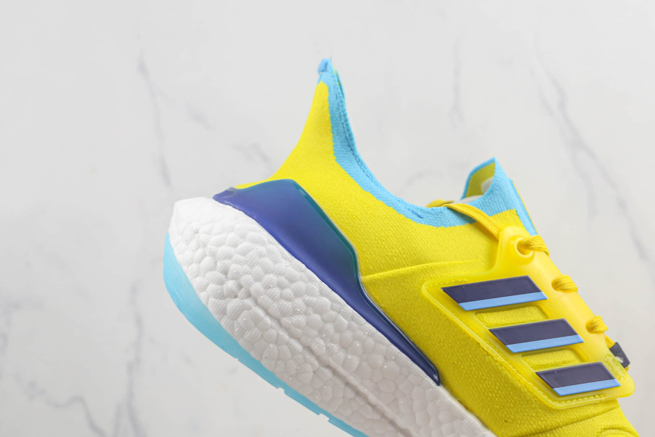 Adidas UltraBoost 22 'Yellow Sky Rush' GW1710 - Premium Comfort & Style! Adidas UltraBoost 22 'Yellow Sky Rush' GW1710 - Premium Comfort & Style!