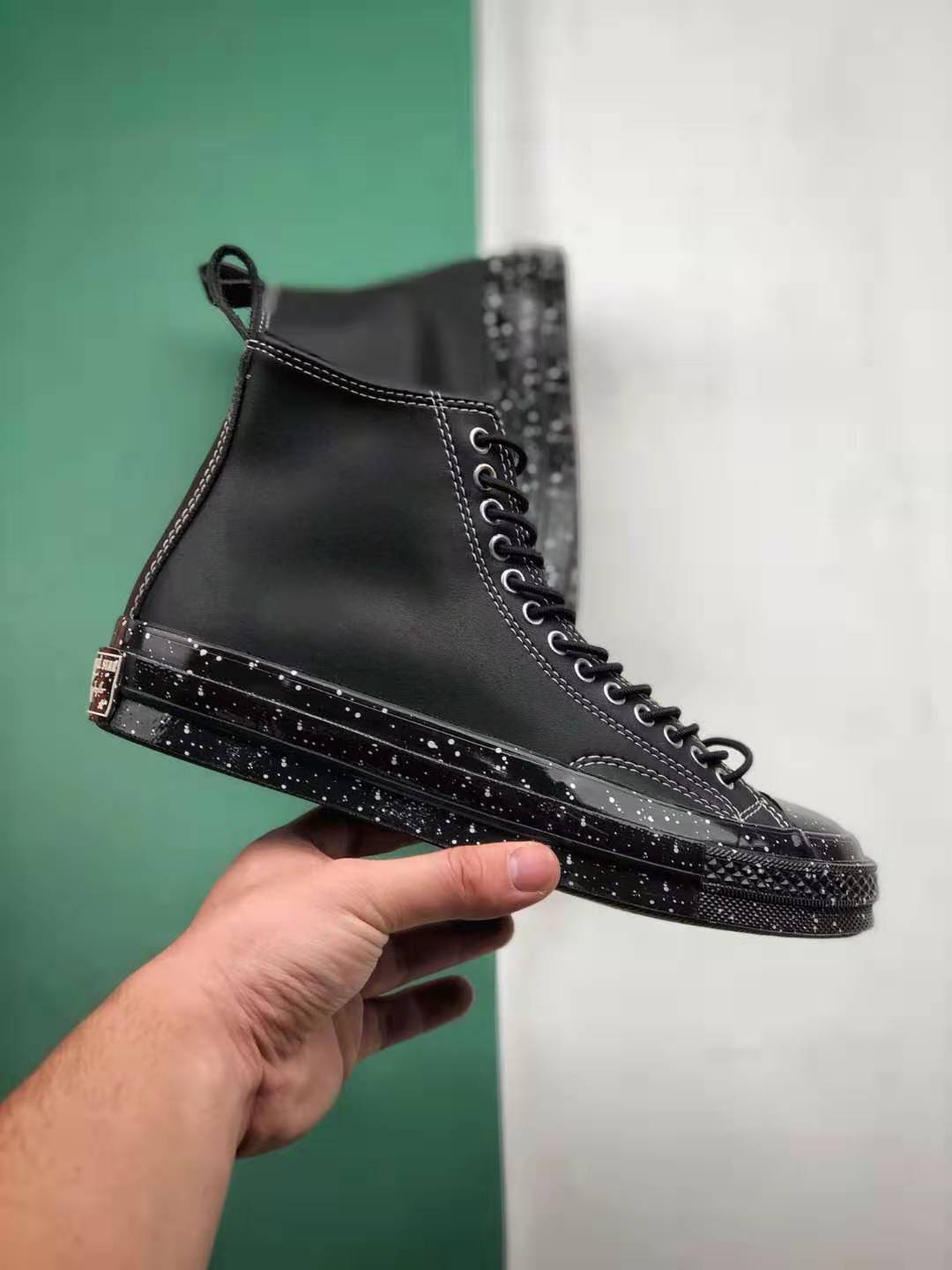 Converse Chuck 1970s Hi 166280C - Classic Style and Quality Converse Chuck 1970s Hi 166280C - Classic Style and Quality