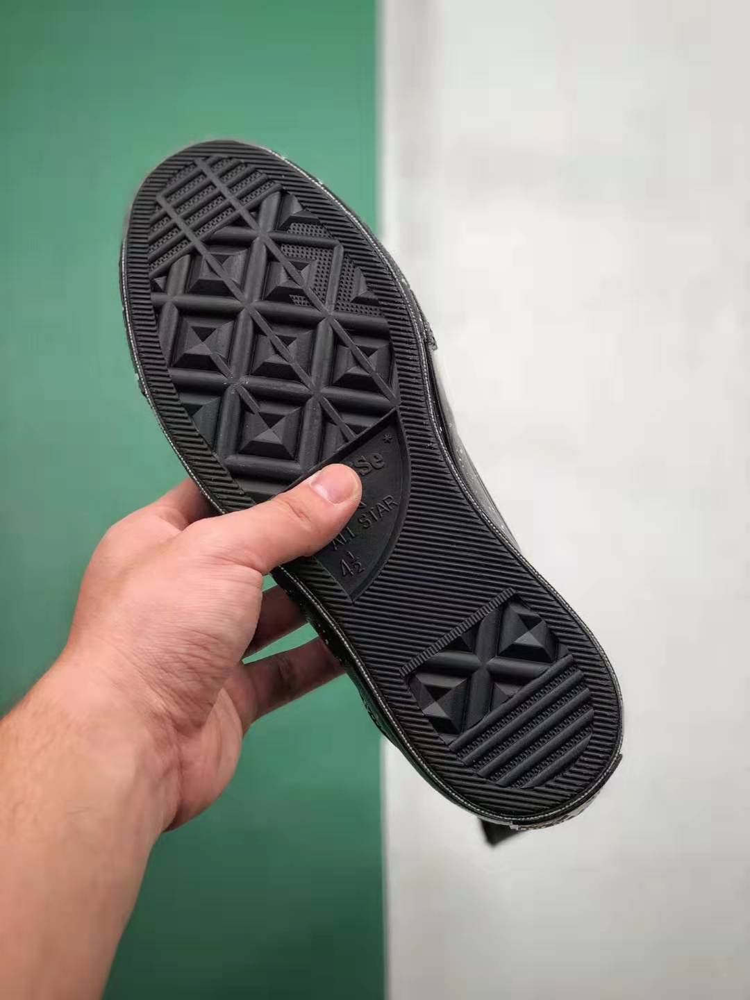 Converse Chuck 1970s Hi 166280C - Classic Style and Quality Converse Chuck 1970s Hi 166280C - Classic Style and Quality