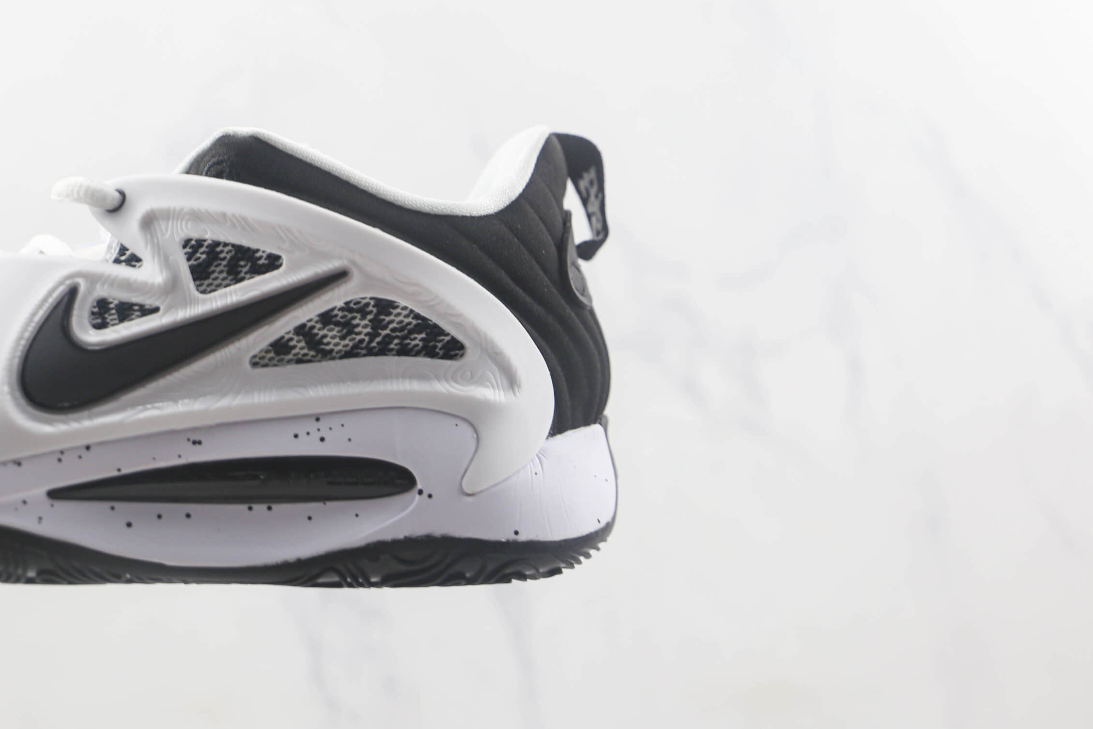 Nike KD 15 TB 'White Black Speckled' DO9826-100 - Stylish and Versatile Basketball Sneakers Nike KD 15 TB 'White Black Speckled' DO9826-100 - Stylish and Versatile Basketball Sneakers