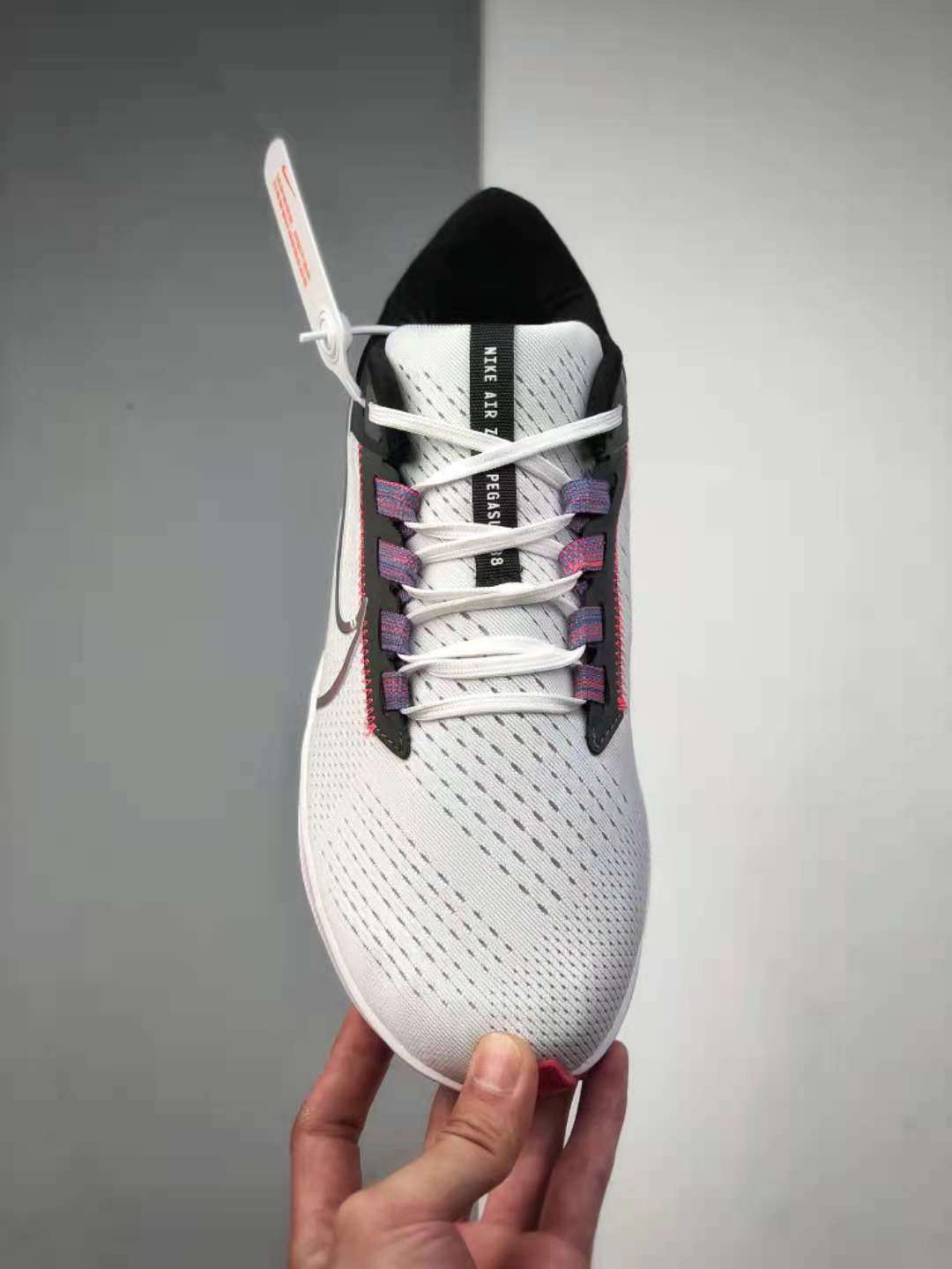 Nike Air Zoom Pegasus 38 White Metallic Silver CW7358-101 - Premium Performance Running Shoes Nike Air Zoom Pegasus 38 White Metallic Silver CW7358-101 - Premium Performance Running Shoes