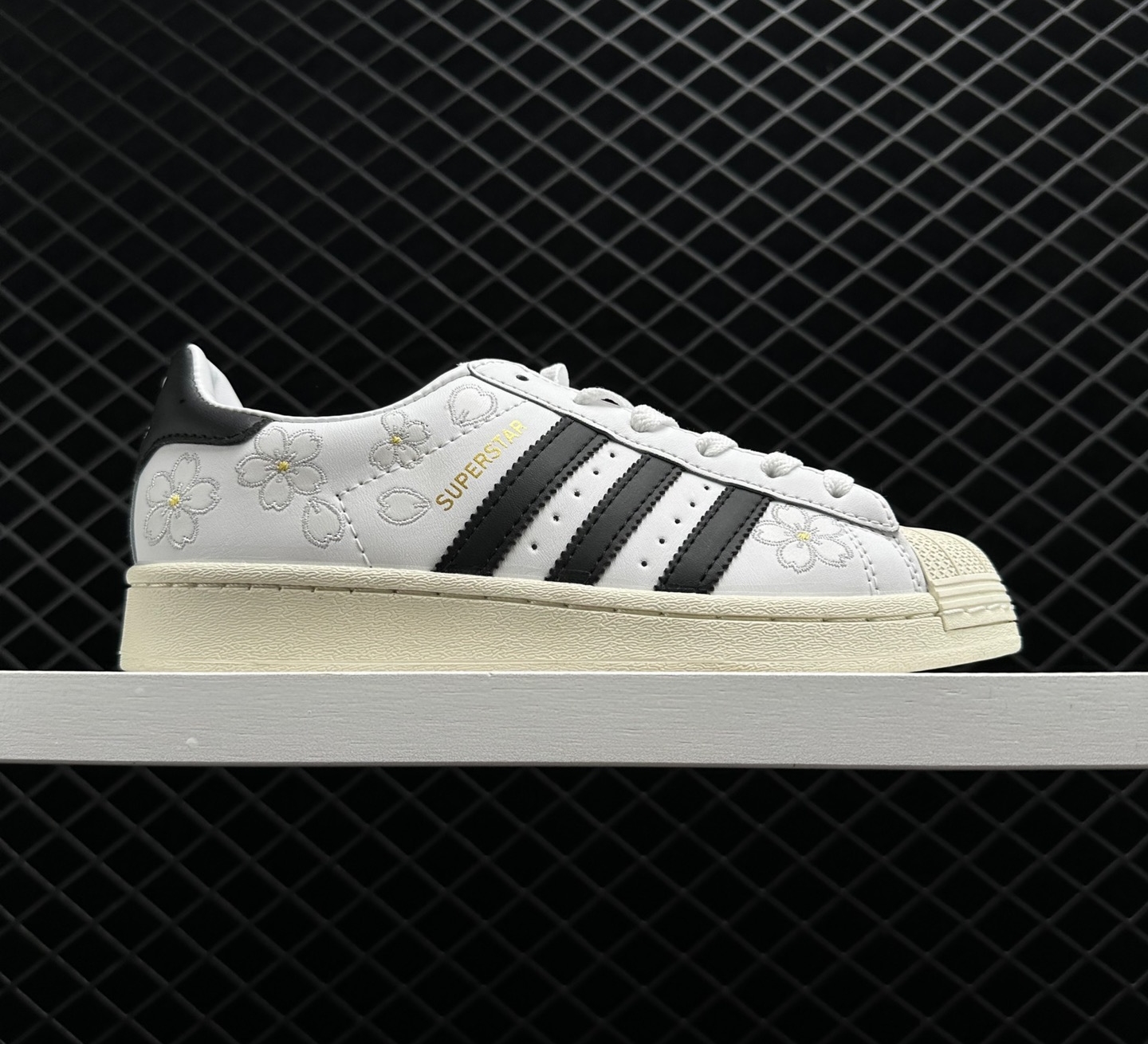 Adidas Superstar 'Hanami' IG9648 - Limited Edition Sneakers