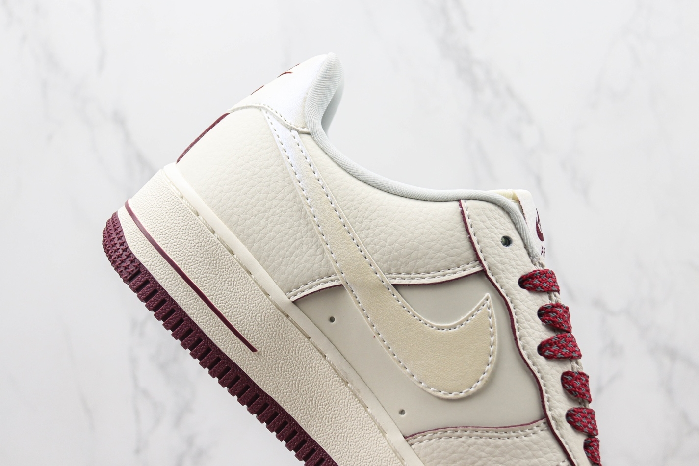 Nike Air Force 1 07 Low Pearlescent Beige Dark Red DD9915-666 - Sleek Style and Supreme Comfort Nike Air Force 1 07 Low Pearlescent Beige Dark Red DD9915-666 - Sleek Style and Supreme Comfort