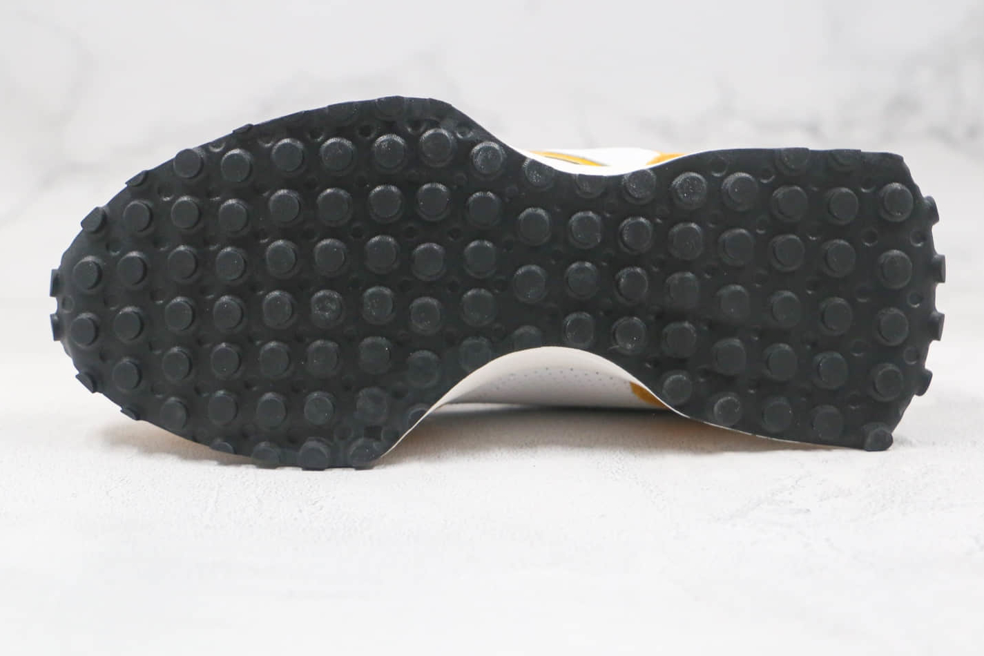 New Balance 327 Primary Pack - Yellow: Retro Style Sneakers | Free Shipping New Balance 327 Primary Pack - Yellow: Retro Style Sneakers | Free Shipping