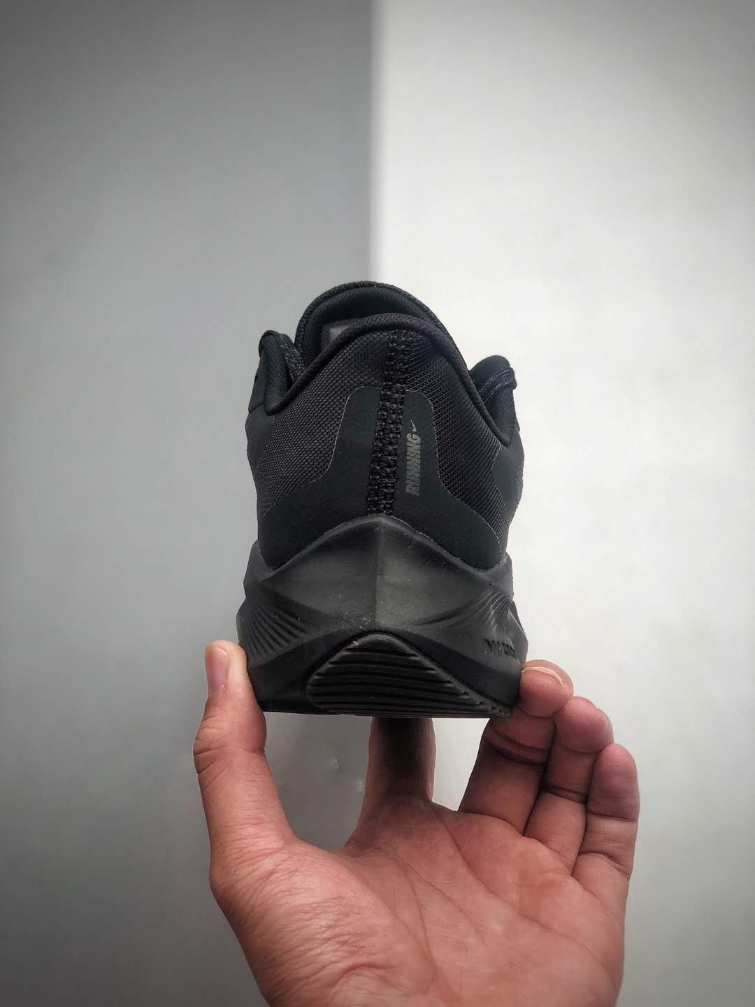 Nike Zoom Winflo 7 'Black Anthracite' CJ0291-005 - Ultimate Performance for Athletes | Shop Now Nike Zoom Winflo 7 'Black Anthracite' CJ0291-005 - Ultimate Performance for Athletes | Shop Now