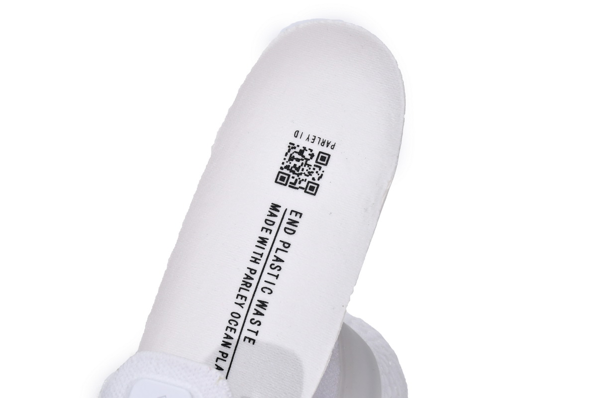 Adidas UltraBoost 22 'Cloud White' GX5459 - Stylish and Comfortable Sneakers Adidas UltraBoost 22 'Cloud White' GX5459 - Stylish and Comfortable Sneakers