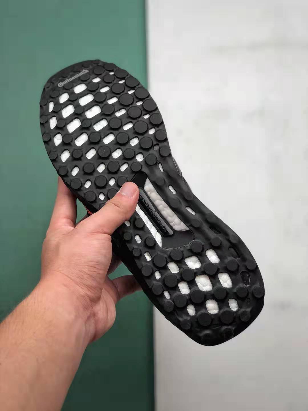 Adidas Game of Thrones x UltraBoost 4.0 House Targaryen Dragons - Limited Edition Footwear Adidas Game of Thrones x UltraBoost 4.0 House Targaryen Dragons - Limited Edition Footwear