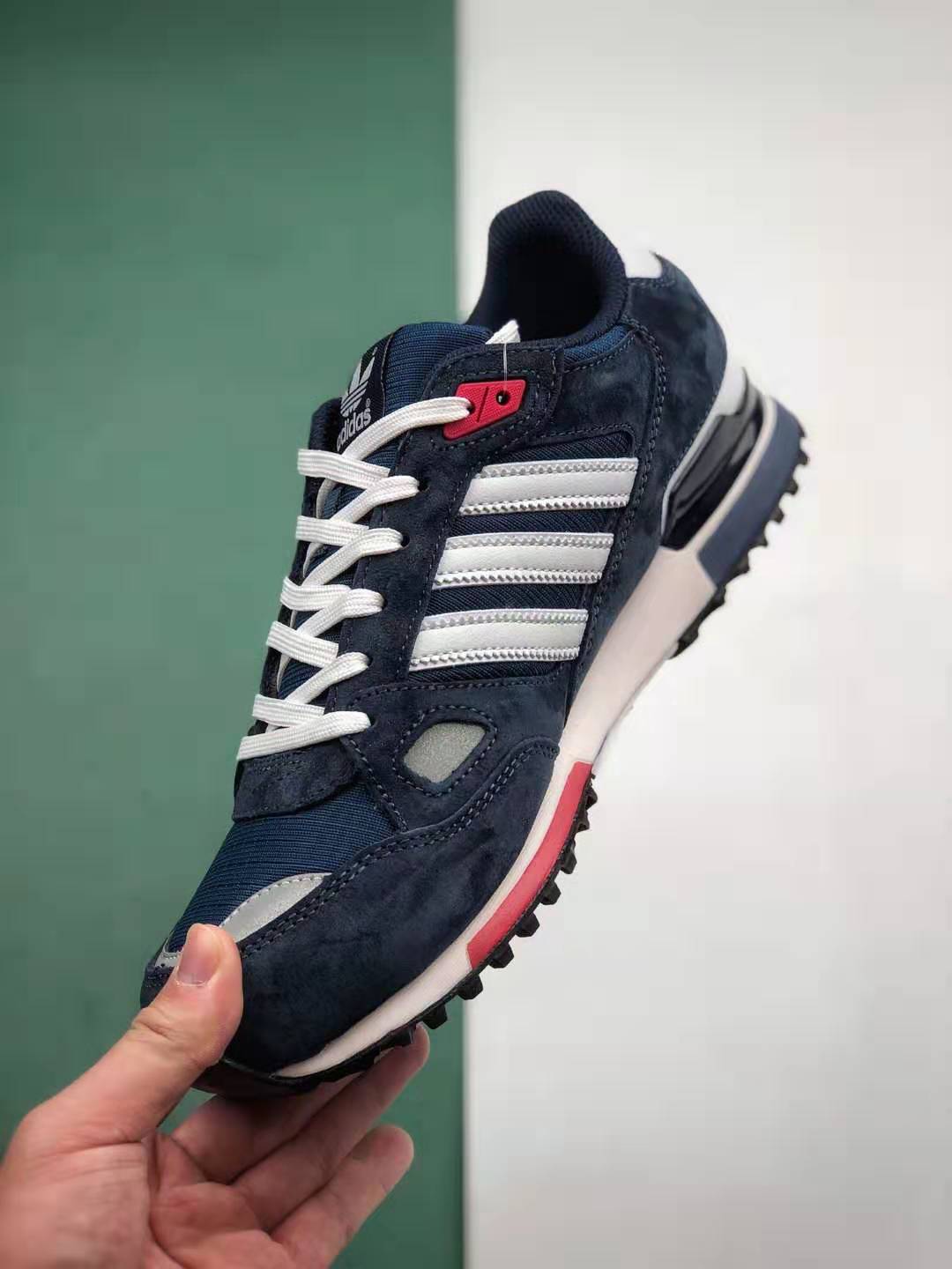 Adidas Originals ZX 750 Navy Blue Cloud White Shoes Q35065 - Shop Now! Adidas Originals ZX 750 Navy Blue Cloud White Shoes Q35065 - Shop Now!