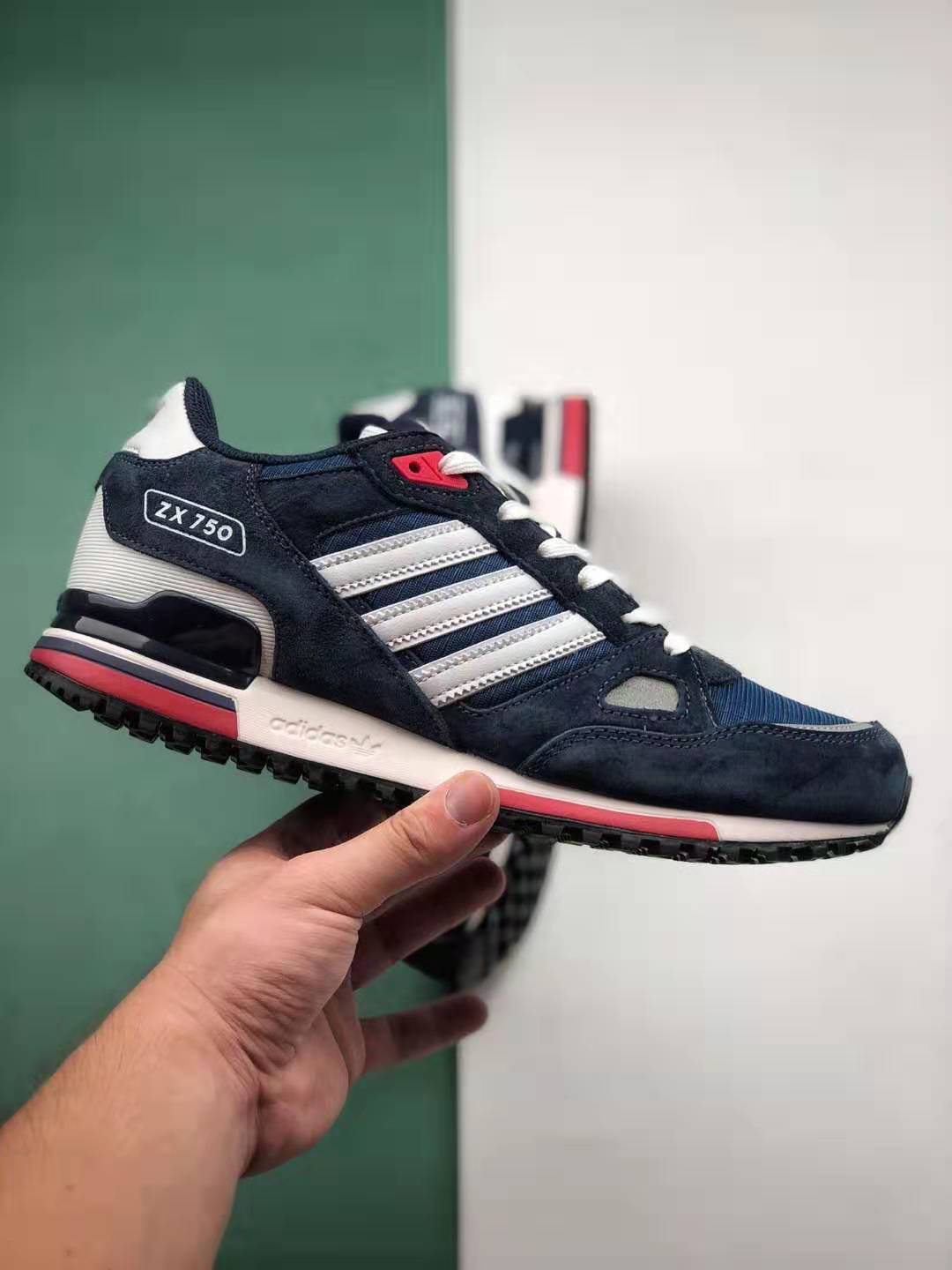 Adidas Originals ZX 750 Navy Blue Cloud White Shoes Q35065 - Shop Now! Adidas Originals ZX 750 Navy Blue Cloud White Shoes Q35065 - Shop Now!