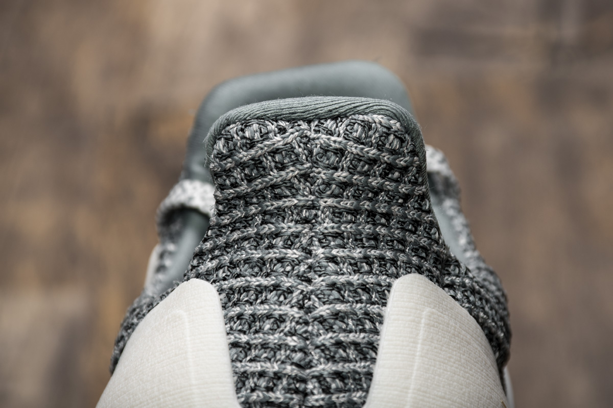 Adidas UltraBoost 4.0 LTD 'Silver Metallic' CM8272 - Premium Performance and Style Adidas UltraBoost 4.0 LTD 'Silver Metallic' CM8272 - Premium Performance and Style