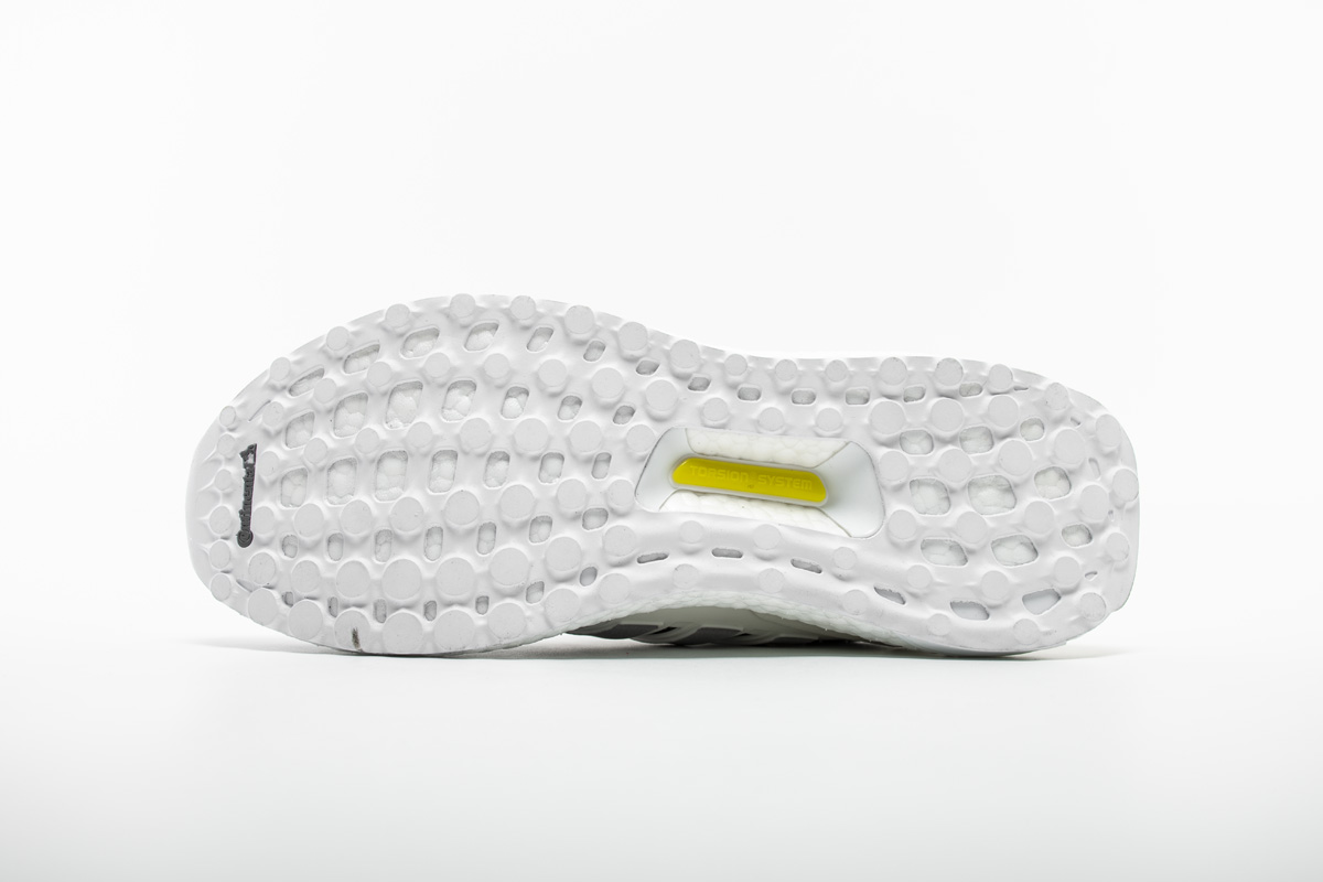 Adidas UltraBoost 4.0 LTD 'Silver Metallic' CM8272 - Premium Performance and Style Adidas UltraBoost 4.0 LTD 'Silver Metallic' CM8272 - Premium Performance and Style