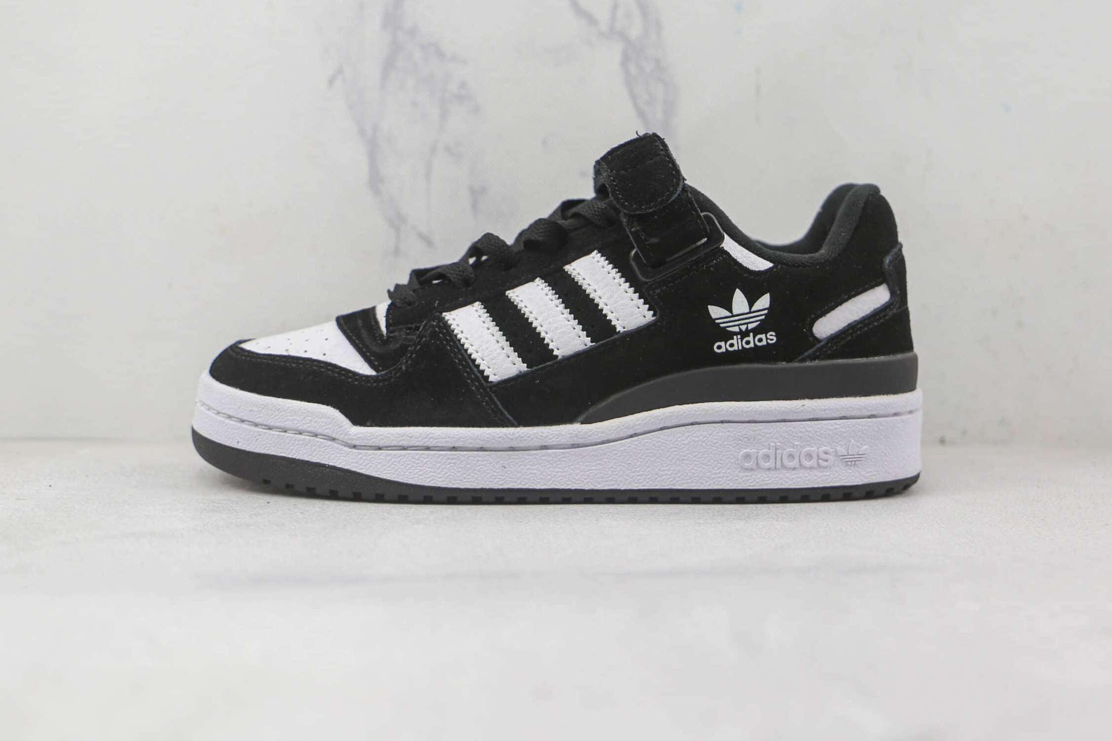 Adidas Forum Low 'Panda' GW0695 - Stylish and Iconic Sneakers | Free Shipping