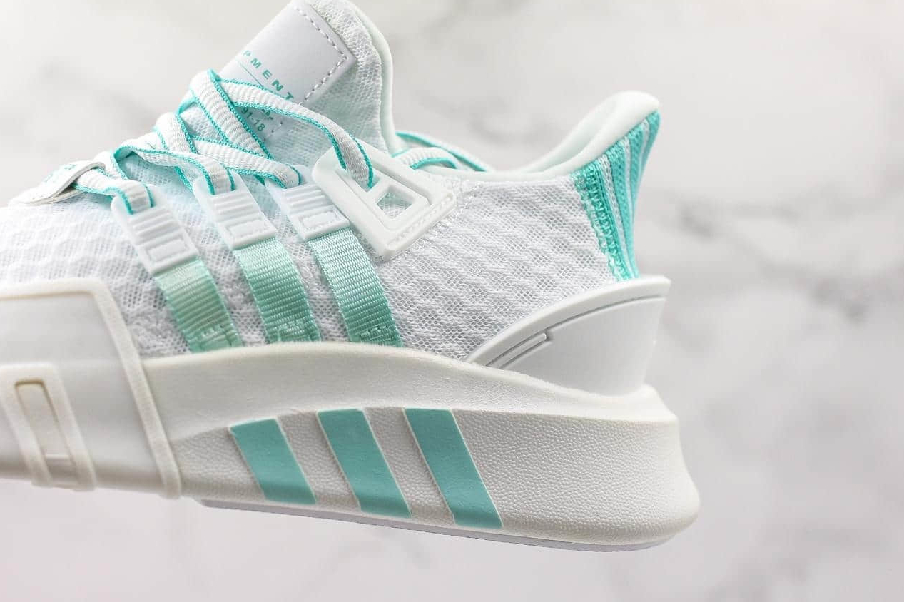 Adidas I-5923 'Cloud White' BD7799 - Sleek and Stylish Classic Sneakers