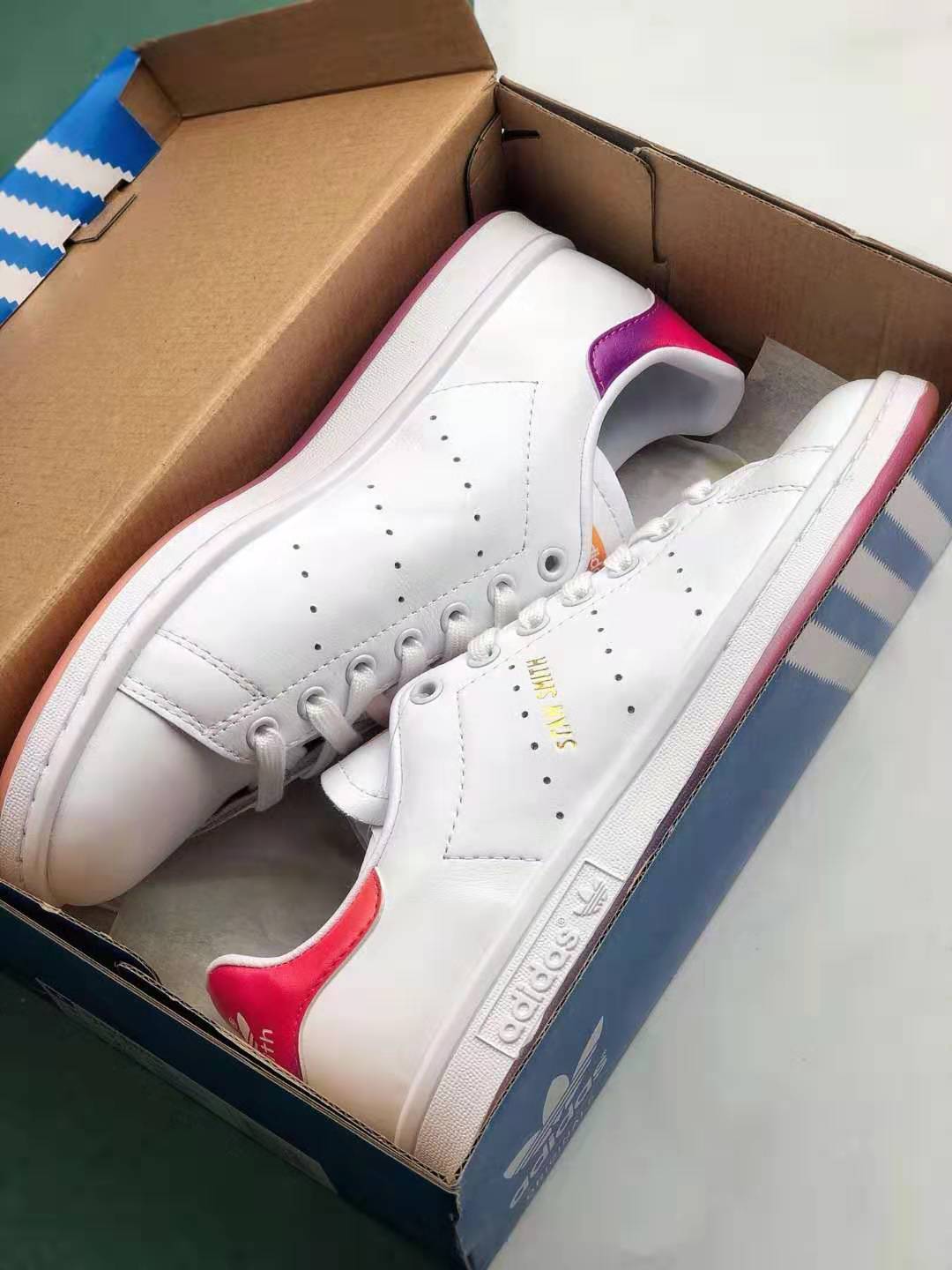Adidas Originals Superstar 2019 Gradient Crystal Multi-Color EG8133 - Stylish and Colorful Sneakers