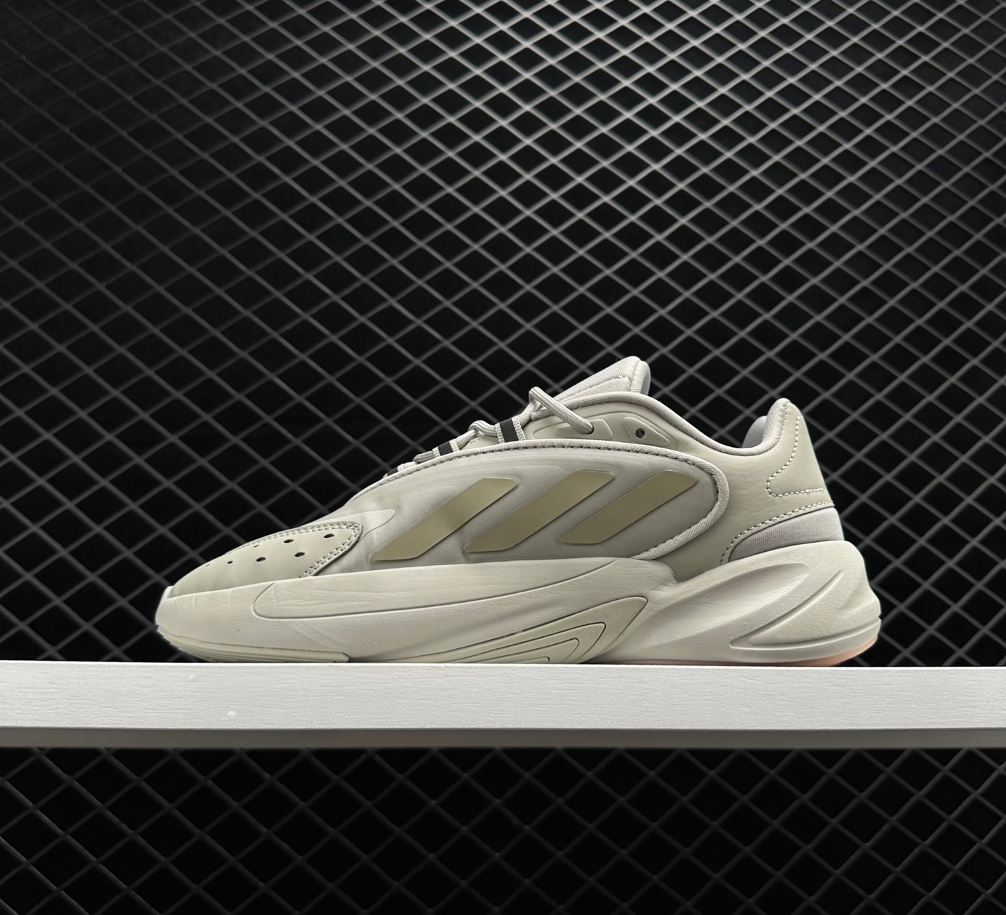 Adidas Ozelia Metallic Grey GX4024 - Stylish and Modern Footwear Adidas Ozelia Metallic Grey GX4024 - Stylish and Modern Footwear