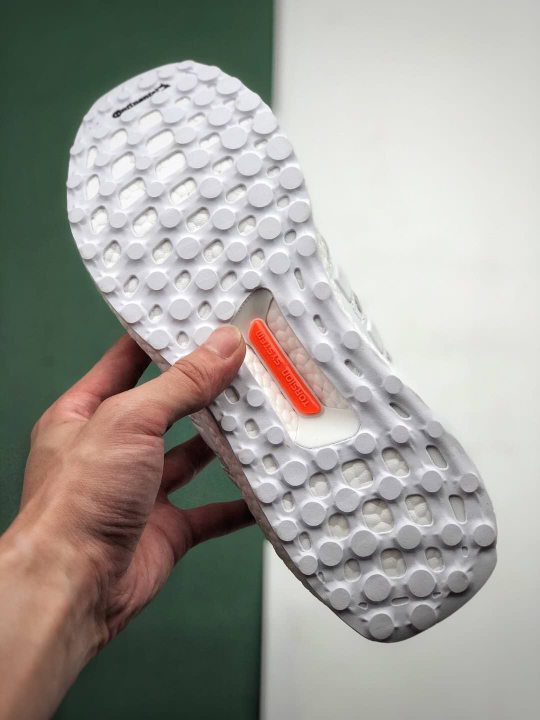 Adidas Madness x UltraBoost 4.0 'White' EF0143 - Stylish and Comfortable Sneakers Adidas Madness x UltraBoost 4.0 'White' EF0143 - Stylish and Comfortable Sneakers