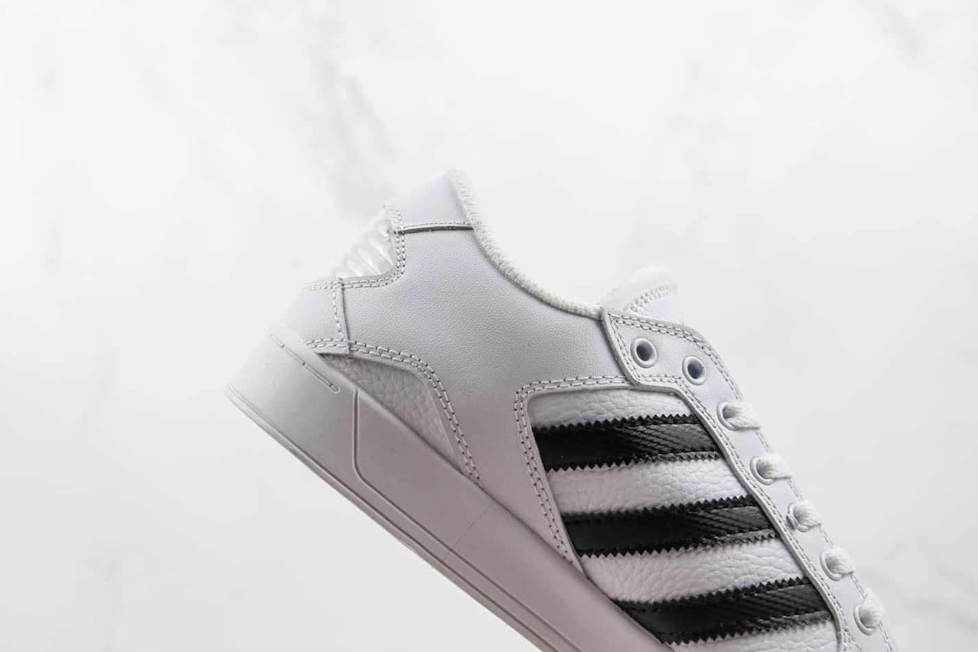 Adidas Originals Hardcourt Low 'White Black Gold' FX0520 - Stylish and Iconic Footwear for Fashion Enthusiasts Adidas Originals Hardcourt Low 'White Black Gold' FX0520 - Stylish and Iconic Footwear for Fashion Enthusiasts