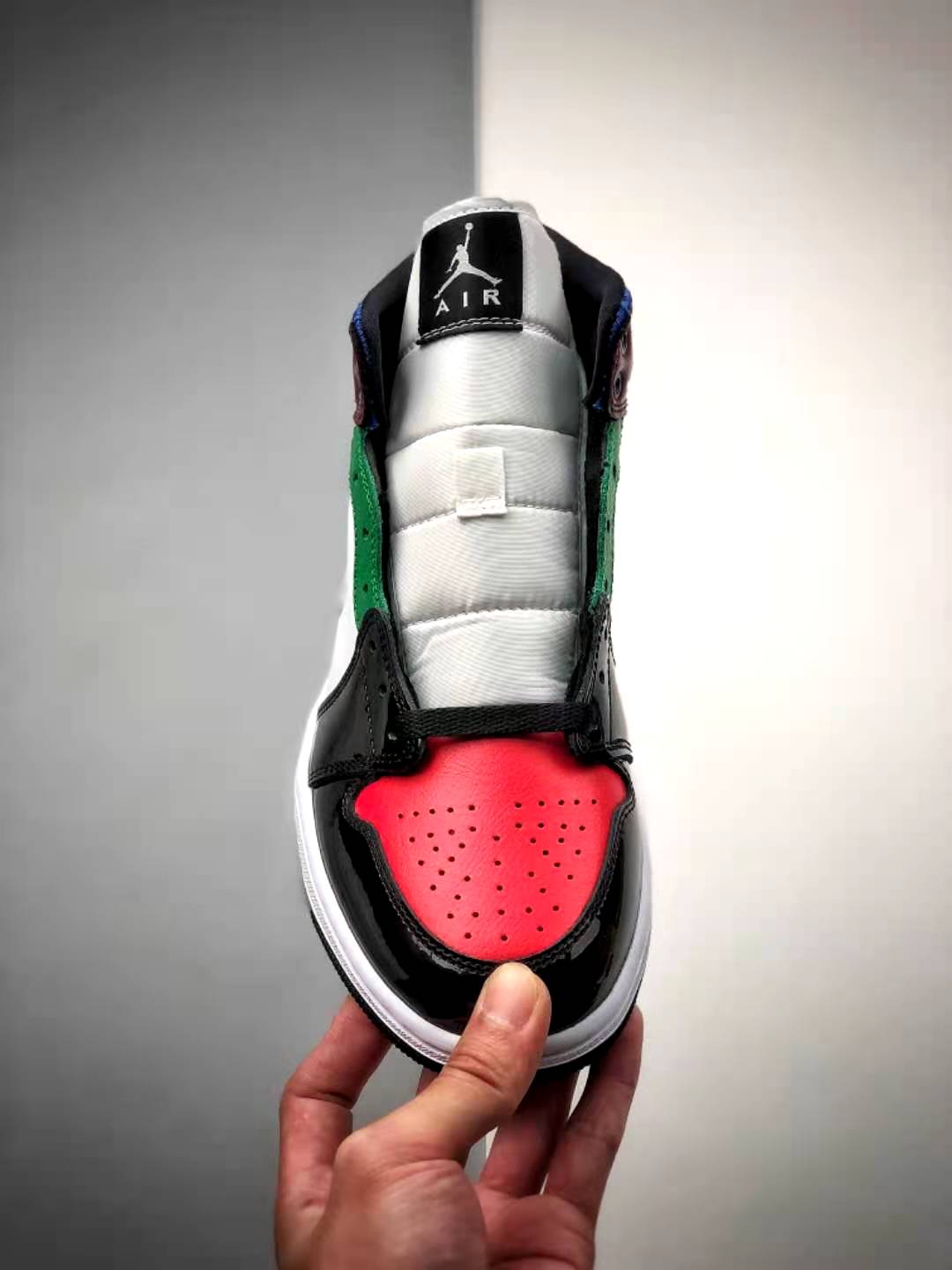 Air Jordan 1 Mid SE 'Multi-Color' | Stylish and Versatile Sneaker