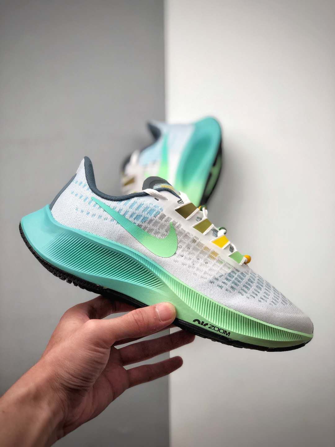 Nike Womens Air Zoom Pegasus 37 Butterfly White Vapor Green CZ8692-134 - Stylish Running Shoes for Women Nike Womens Air Zoom Pegasus 37 Butterfly White Vapor Green CZ8692-134 - Stylish Running Shoes for Women