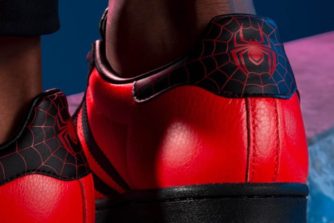 Adidas Marvel x Playstation x Superstar 'Spider-Man Miles Morales' GV7128 - Shop Now! Adidas Marvel x Playstation x Superstar 'Spider-Man Miles Morales' GV7128 - Shop Now!