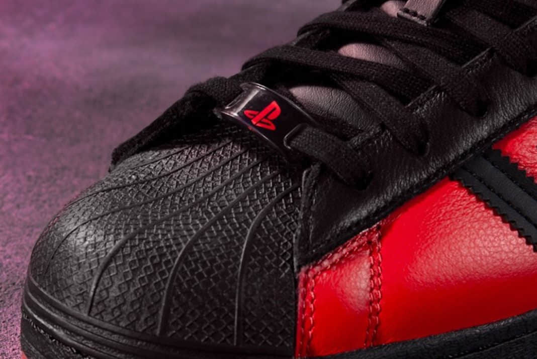 Adidas Marvel x Playstation x Superstar 'Spider-Man Miles Morales' GV7128 - Shop Now! Adidas Marvel x Playstation x Superstar 'Spider-Man Miles Morales' GV7128 - Shop Now!