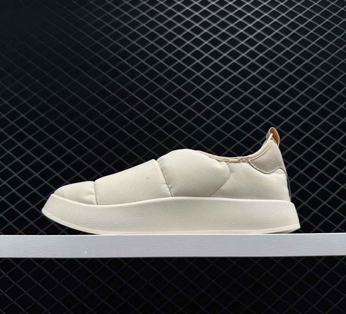 Adidas Puffylette 'Aluminium' HR1481 - Stylish and Comfortable Women's Sneakers
