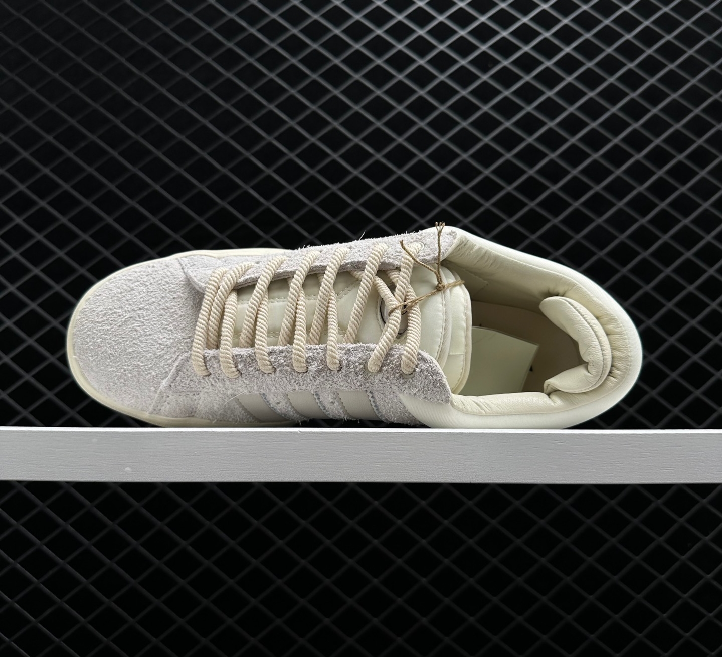 Adidas Bad Bunny x Campus Moon 'Cloud White' FZ5823 - Limited Edition Collaboration Sneaker Adidas Bad Bunny x Campus Moon 'Cloud White' FZ5823 - Limited Edition Collaboration Sneaker