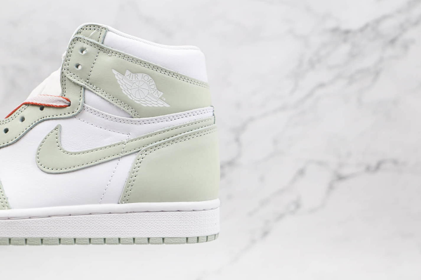 Air Jordan 1 Retro High OG 'Seafoam' CD0461-002 - Stylish and Trendy Sneakers Air Jordan 1 Retro High OG 'Seafoam' CD0461-002 - Stylish and Trendy Sneakers