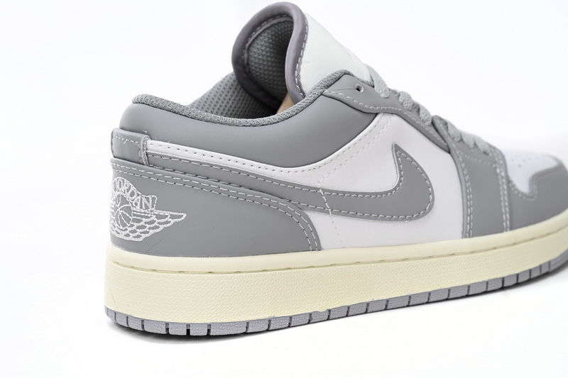 Air Jordan 1 Low 'Vintage Grey' - Iconic Sneakers for Stylish Comfort Air Jordan 1 Low 'Vintage Grey' - Iconic Sneakers for Stylish Comfort