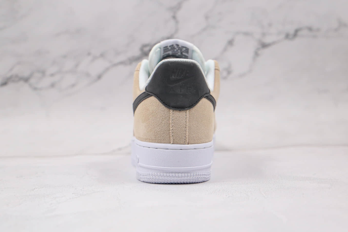 Nike Air Force 1 07 Low Light Brown White Black BQ8988-100 - Exclusive Stylish Sneakers Nike Air Force 1 07 Low Light Brown White Black BQ8988-100 - Exclusive Stylish Sneakers