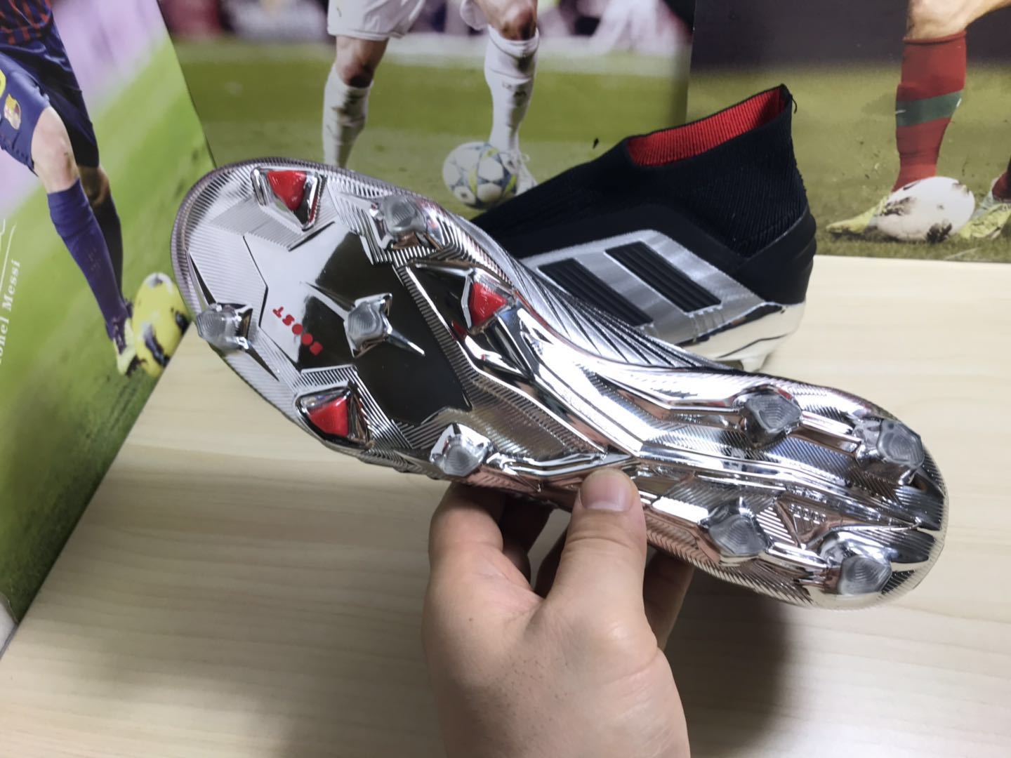 Adidas Predator 19+ FG Silver Metallic F35611 - Top Performance Football Boots Adidas Predator 19+ FG Silver Metallic F35611 - Top Performance Football Boots