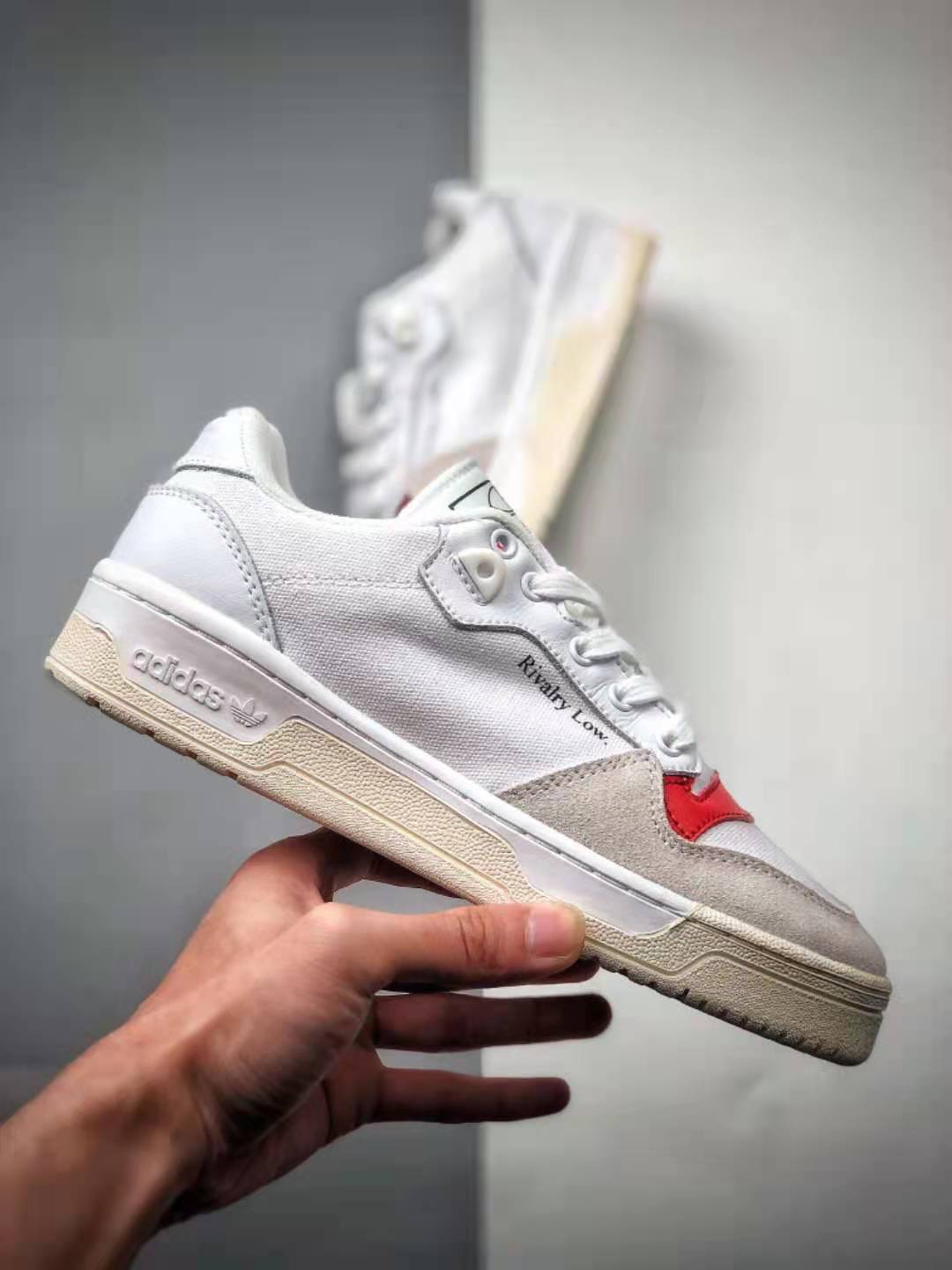 Adidas Rivalry Low Canvas Hoops Core White/Glory Red EF6418 - Stylish and Classic Men's Shoes