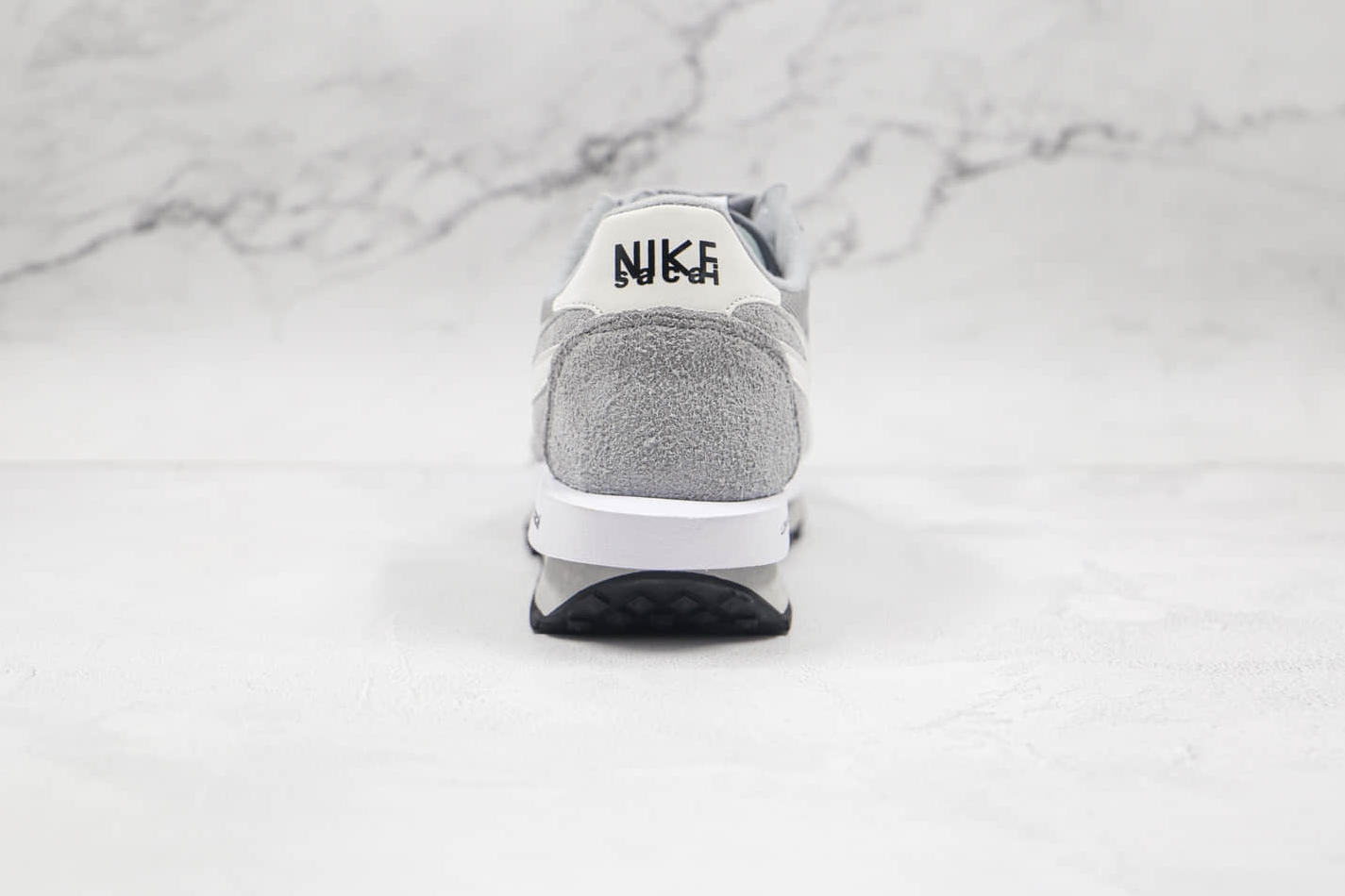 Nike Fragment Design x sacai x LDV Waffle 'Light Smoke Grey' DH2684-001 – Limited Edition Sneakers