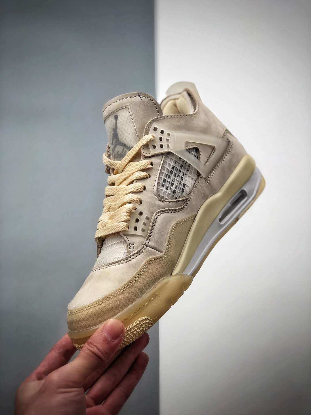 Off-White x Air Jordan 4 SP 'Sail' Sneakers - Limited Edition! Off-White x Air Jordan 4 SP 'Sail' Sneakers - Limited Edition!