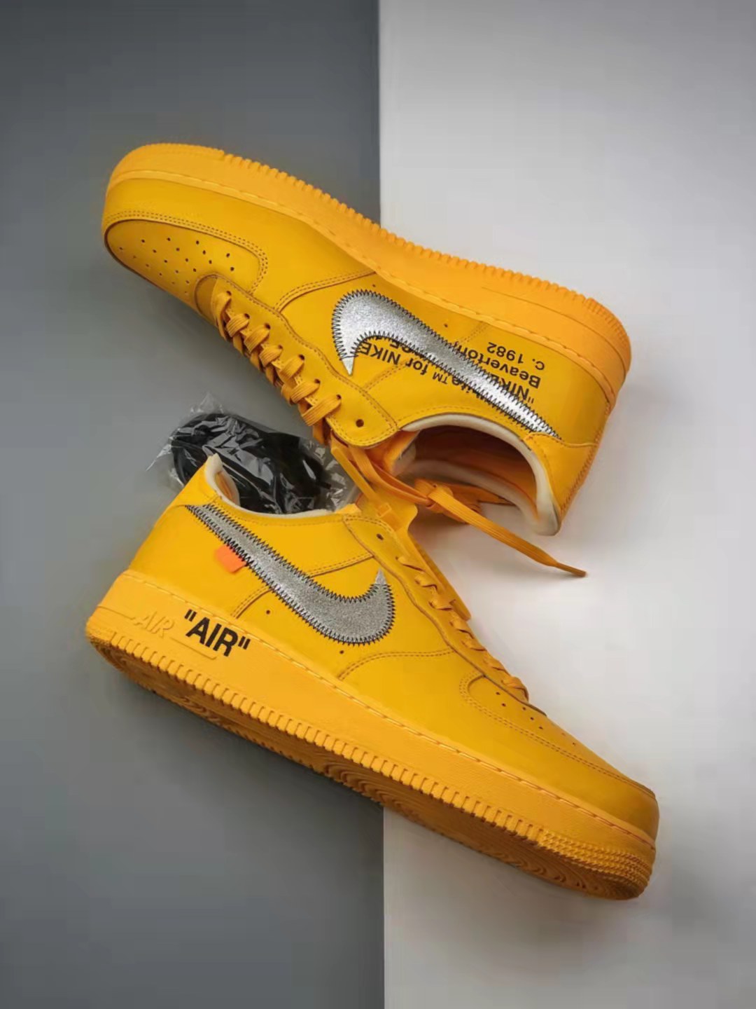 Nike Off-White x Air Force 1 Low 'Lemonade' DD1876-700 - Limited Edition Collaboration Sneakers
