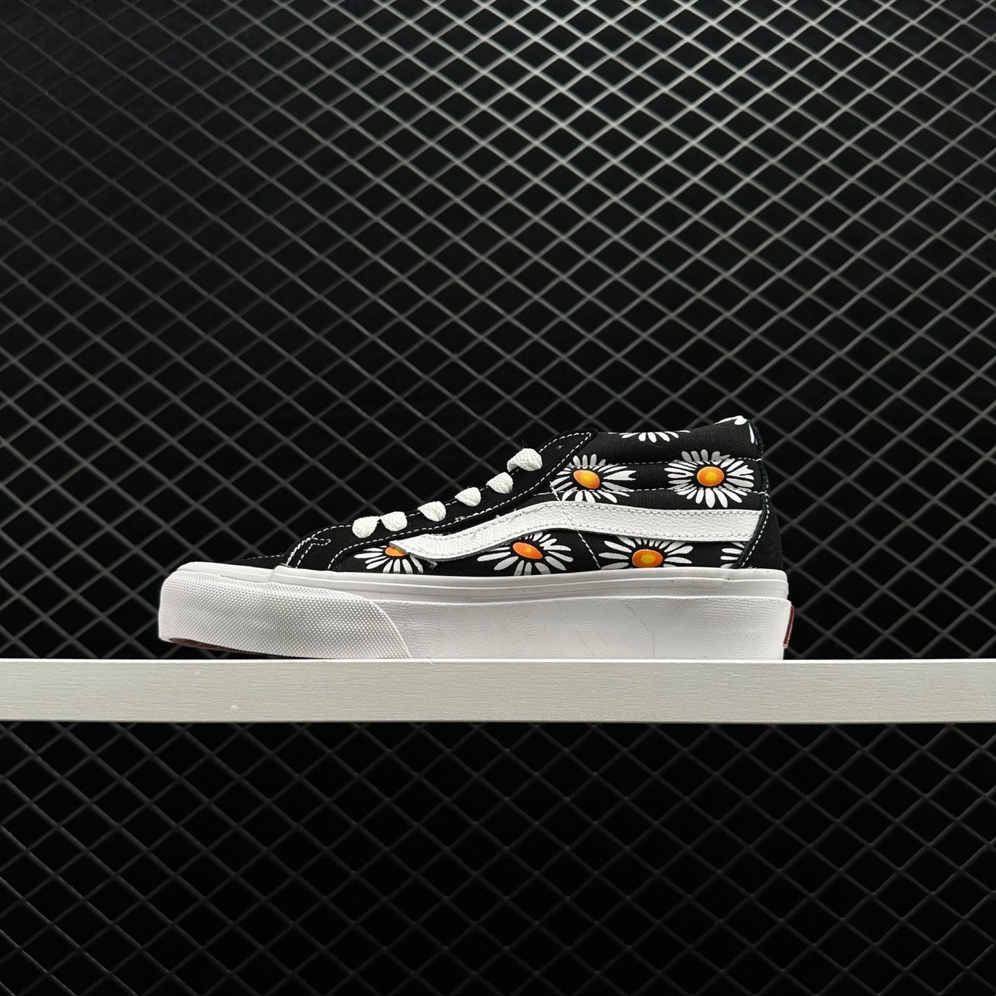 Vans SK8-Mid Flower Pattern 'Black White' - Premium Sneakers for Style-Lovers