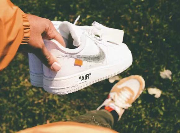 Nike OFF-WHITE X Nike Air Force 1 'ComplexCon Exclusive' AO4297-100 | Limited Edition Sneakers