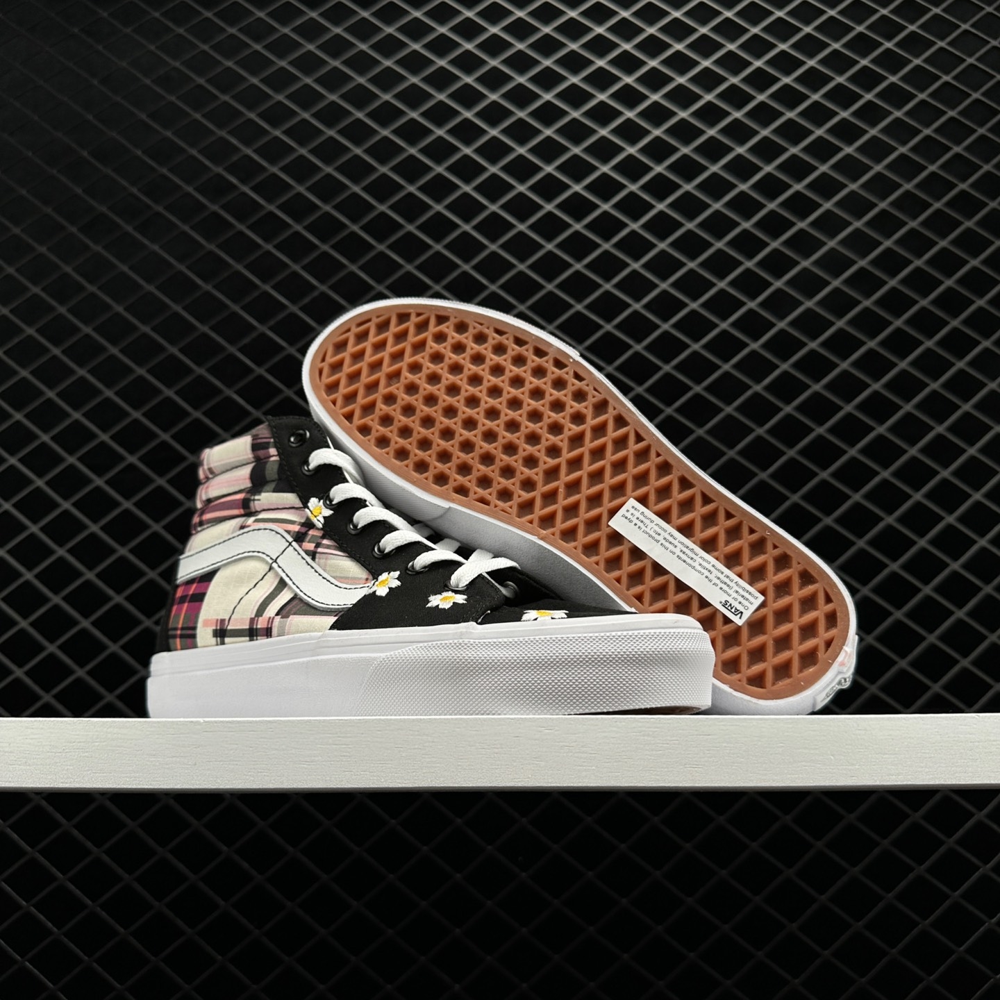 Vans SK8-HI Black White Pink VN0A7Q5NUUW - Shop Now! Vans SK8-HI Black White Pink VN0A7Q5NUUW - Shop Now!