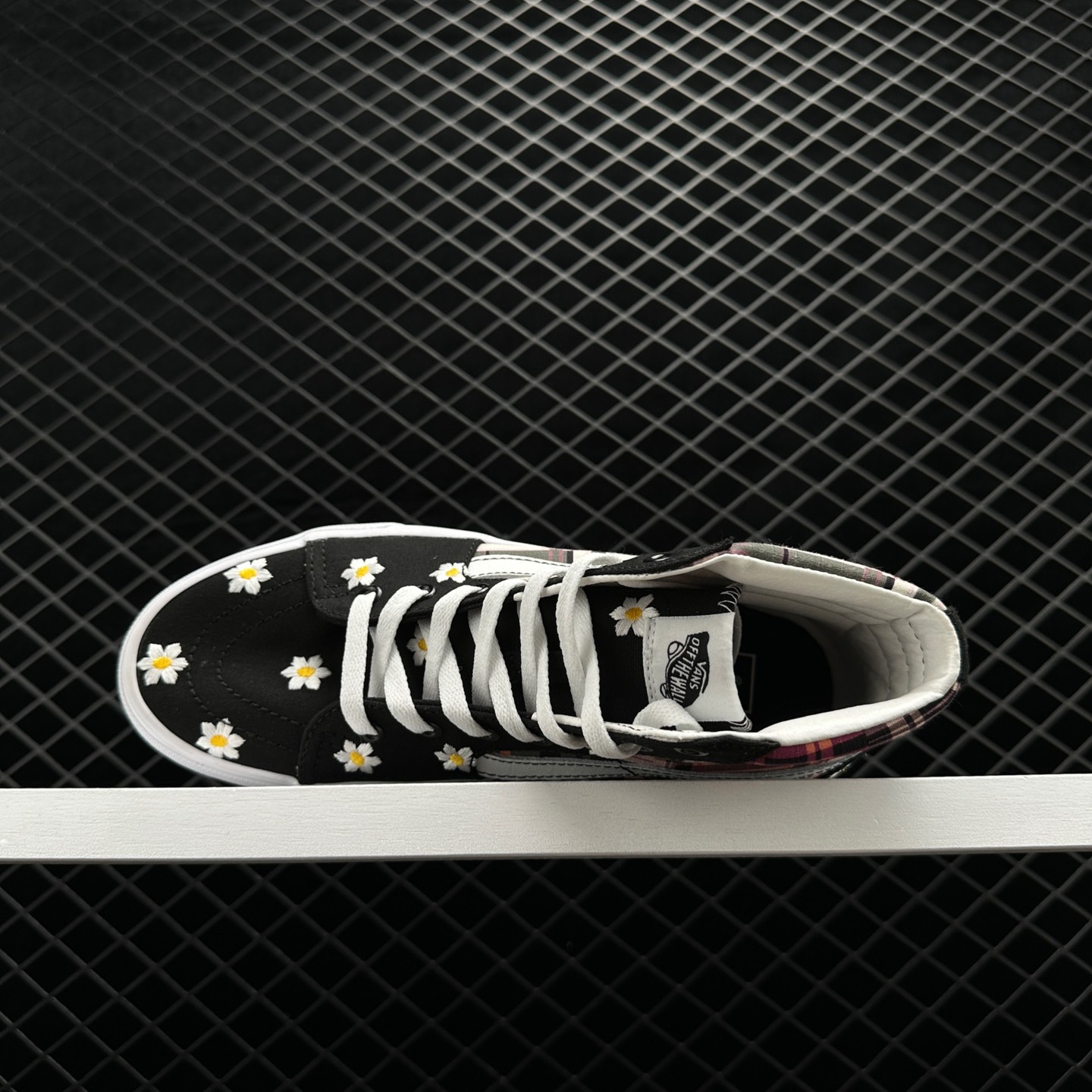 Vans SK8-HI Black White Pink VN0A7Q5NUUW - Shop Now! Vans SK8-HI Black White Pink VN0A7Q5NUUW - Shop Now!