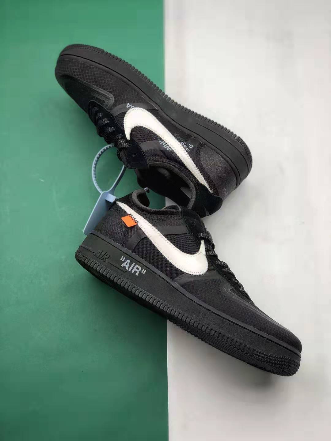 Nike Off-White x Air Force 1 Low 'Black' AO4606-001 - Exclusive Collaboration Sneaker Nike Off-White x Air Force 1 Low 'Black' AO4606-001 - Exclusive Collaboration Sneaker