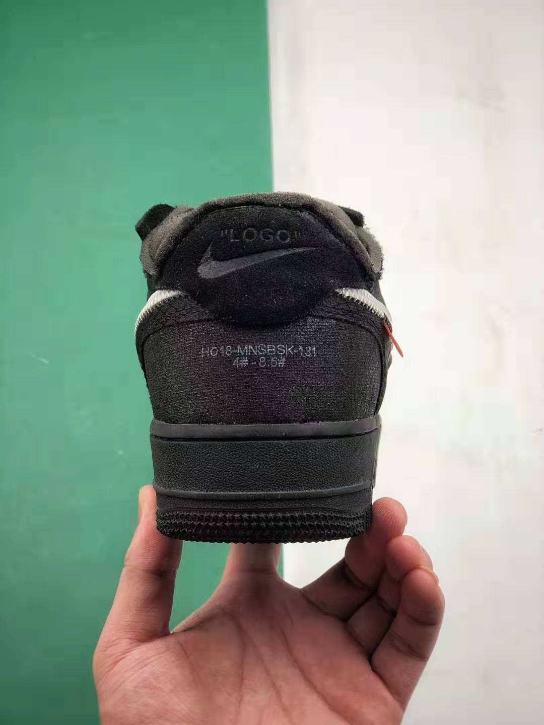 Nike Off-White x Air Force 1 Low 'Black' AO4606-001 - Exclusive Collaboration Sneaker Nike Off-White x Air Force 1 Low 'Black' AO4606-001 - Exclusive Collaboration Sneaker