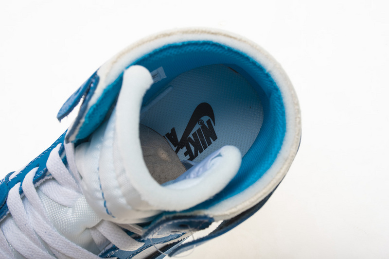 Off-White X Air Jordan 1 Retro High OG 'UNC' AQ0818-148: Stylish collaboration for sneaker enthusiasts
