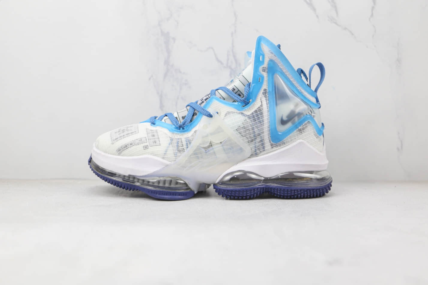 Nike Space Jam x LeBron 19 EP 'Sweatsuit' DC9342-100 | Limited Edition Looney Tunes Collaboration