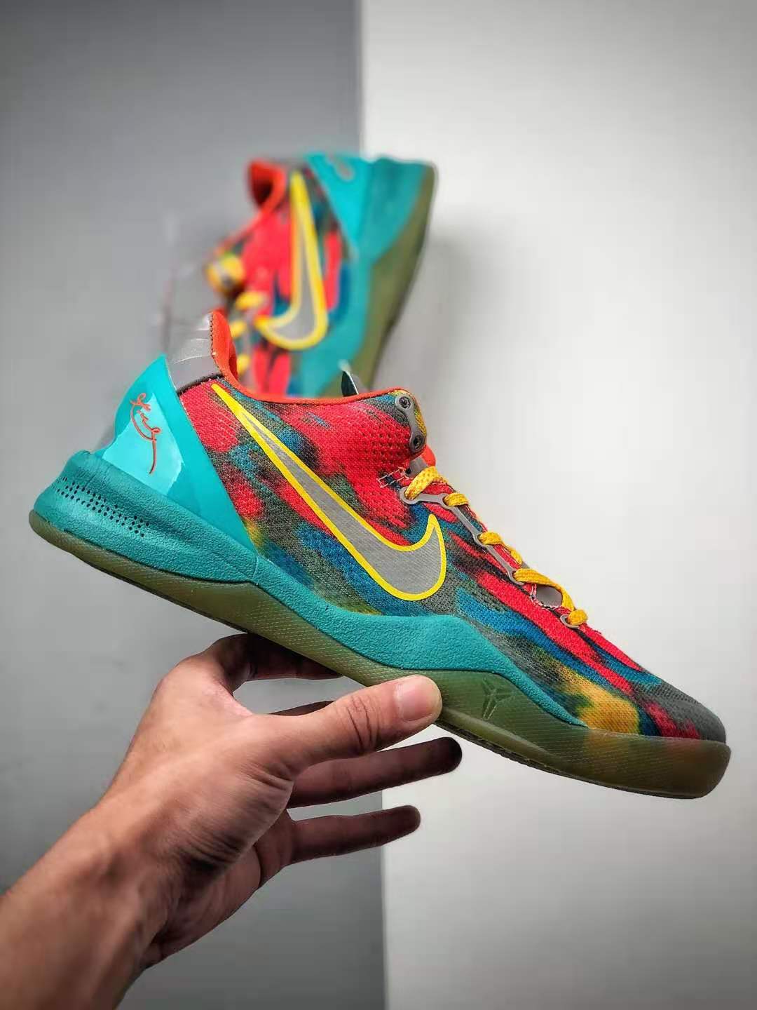 Nike Zoom Kobe 8 System GC Venice Beach Orange Blue Multi-Color 555286-002 - Stylish and vibrant basketball shoes.
