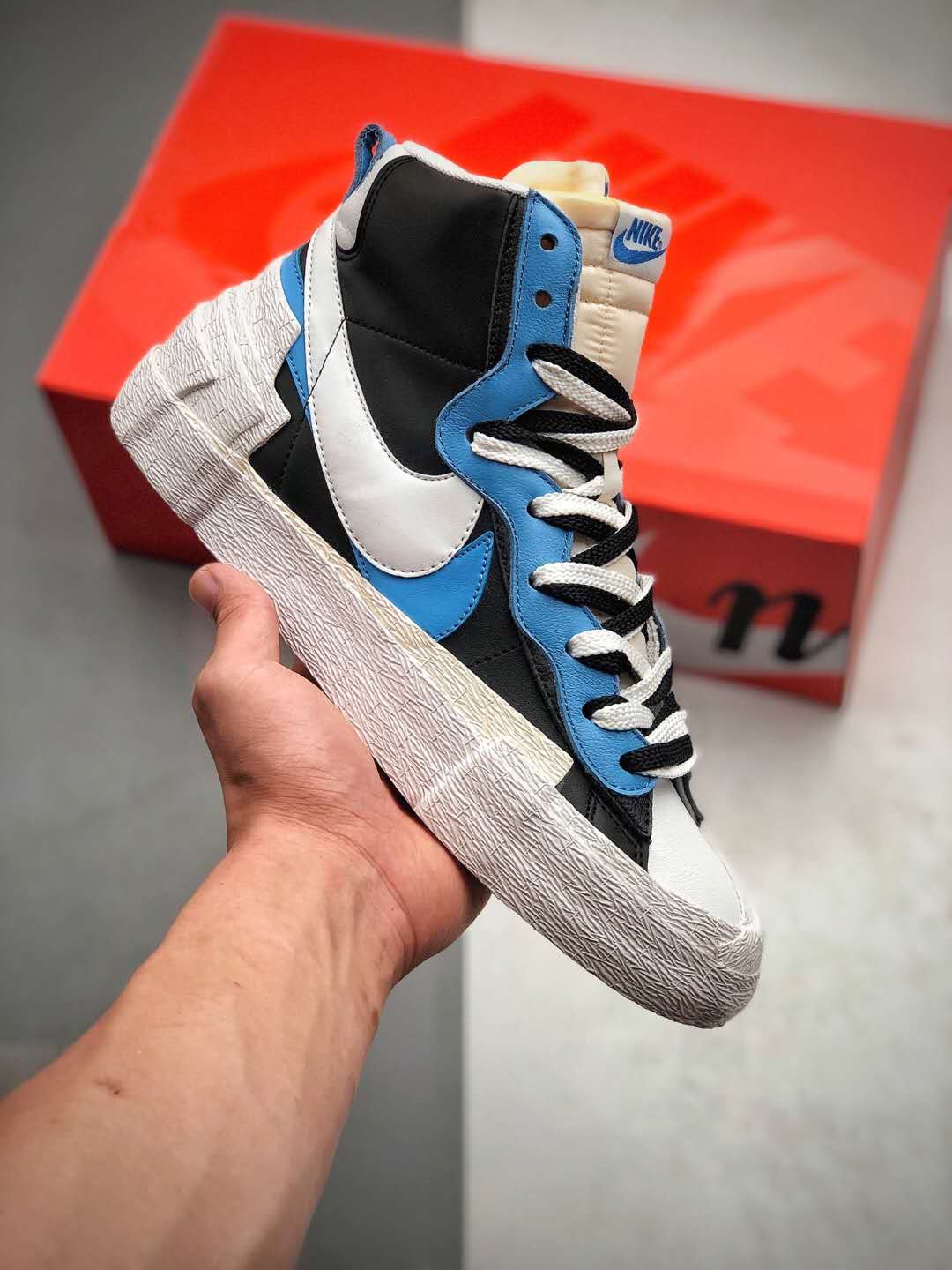 Nike sacai x Blazer Mid 'Black Blue' BV0072-001 - Limited Edition Collaboration Sneakers