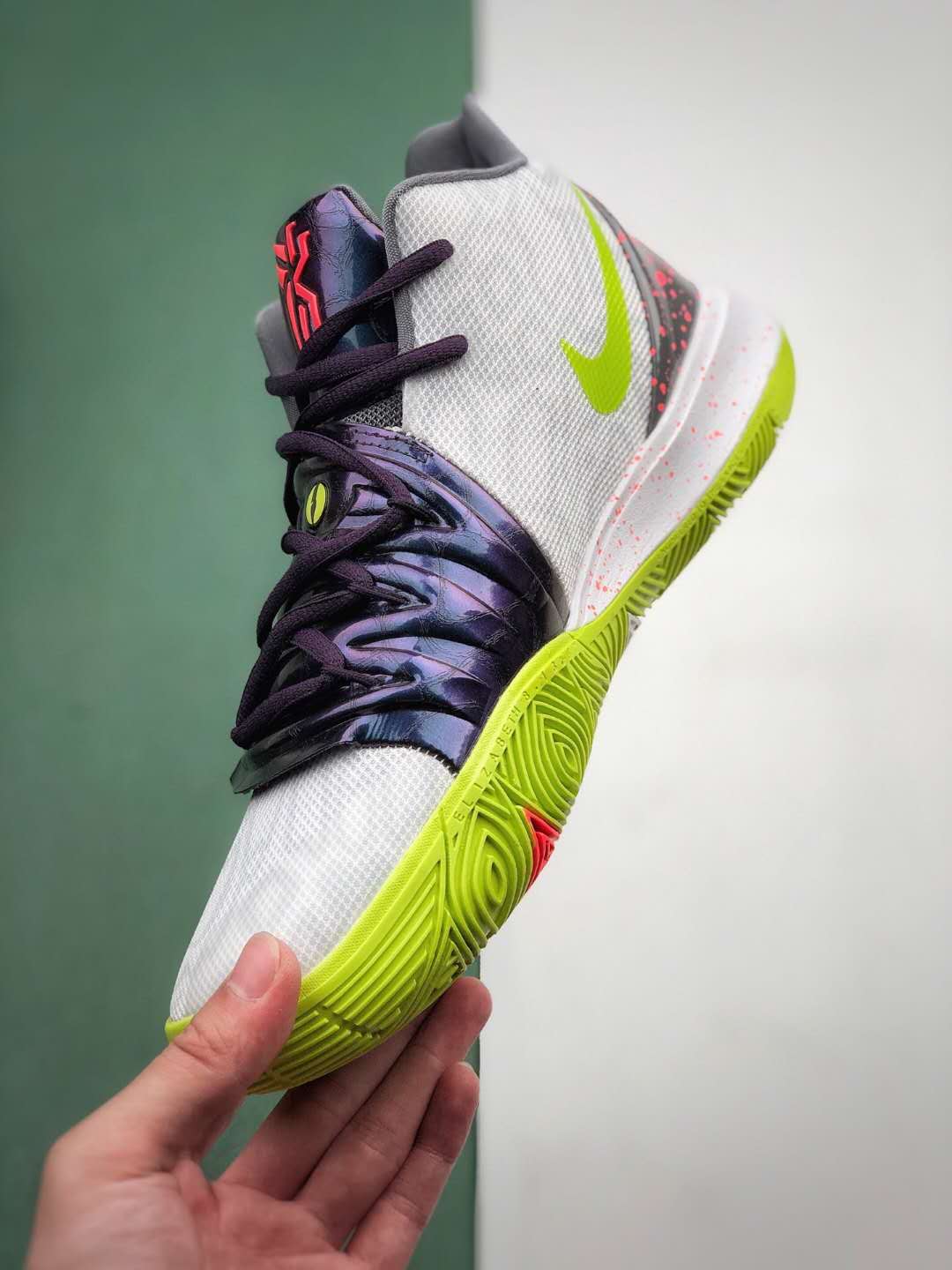 Nike Kyrie 5 Mamba Mentality AO2919-102 - Authentic Performance Basketball Shoes Nike Kyrie 5 Mamba Mentality AO2919-102 - Authentic Performance Basketball Shoes